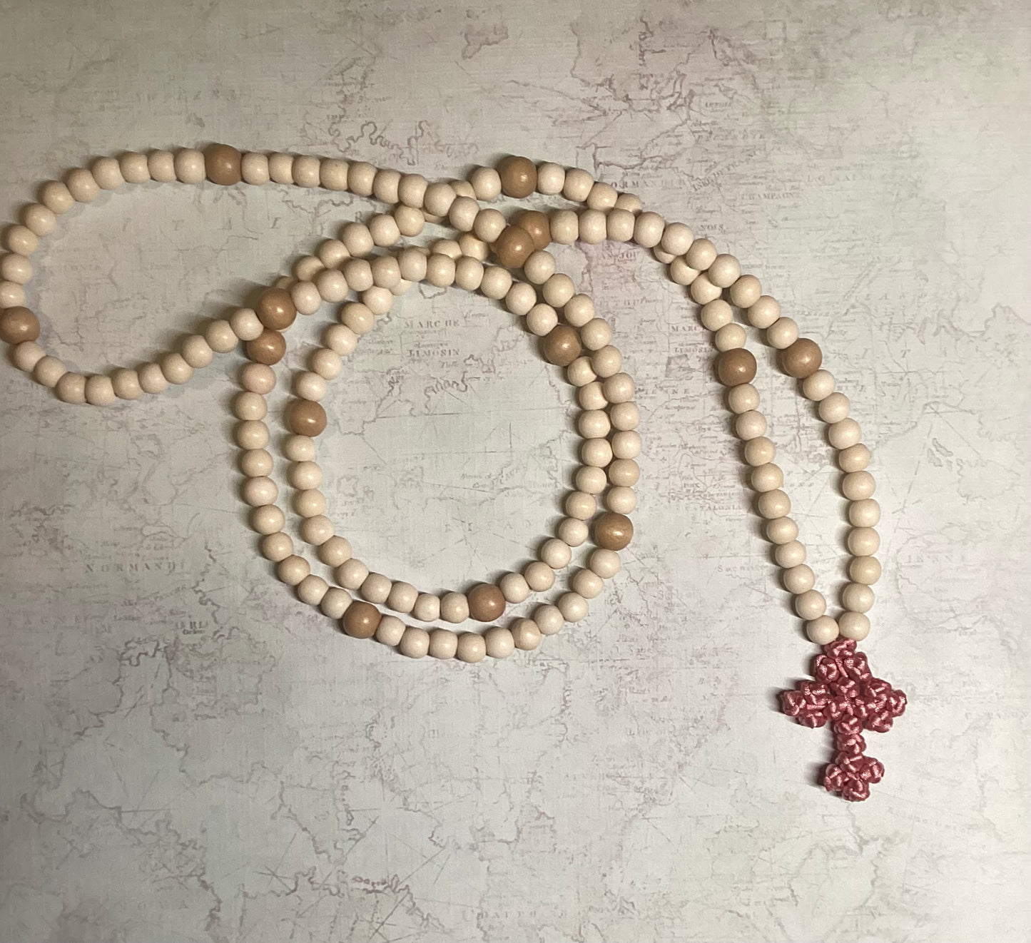 White 150 wooden bead Orthodox prayer rope w/ knotted cross