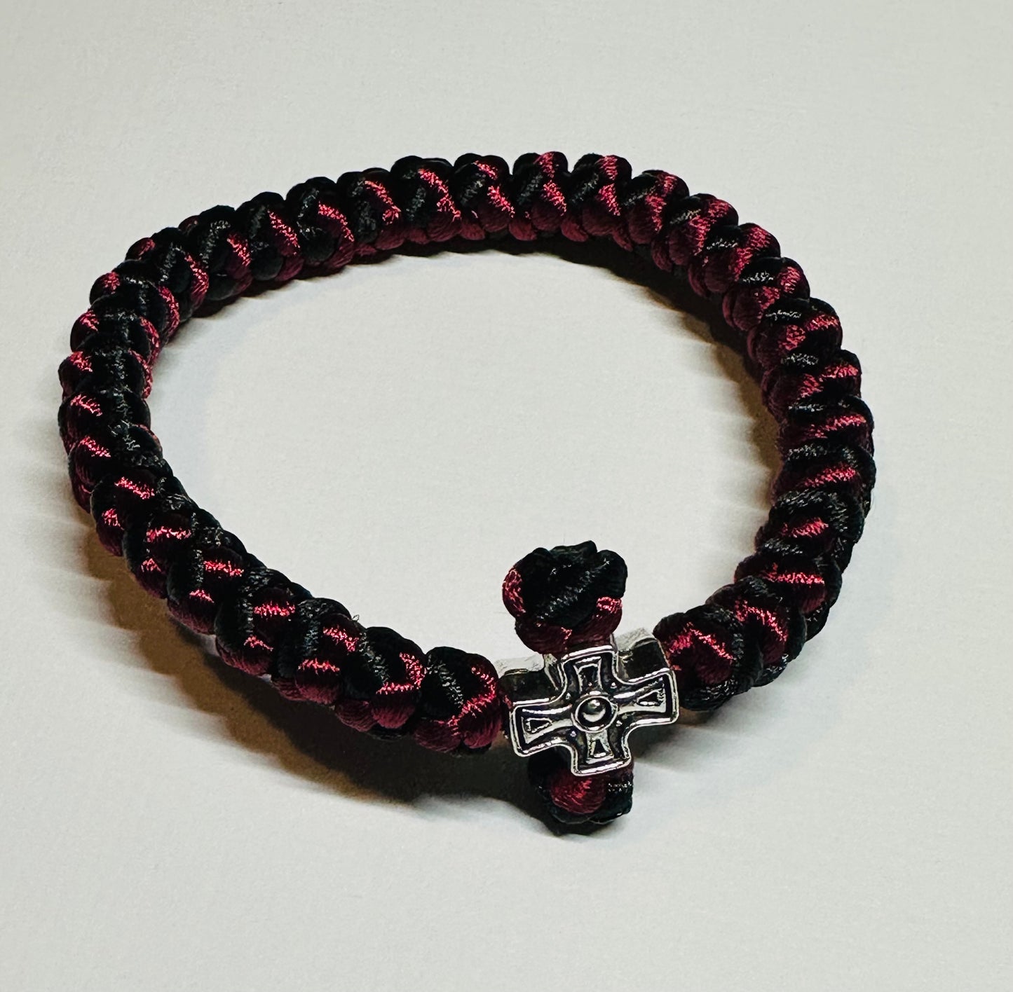 Two-color 30/33 knot Orthodox prayer rope (satin) chotki (intertwined)