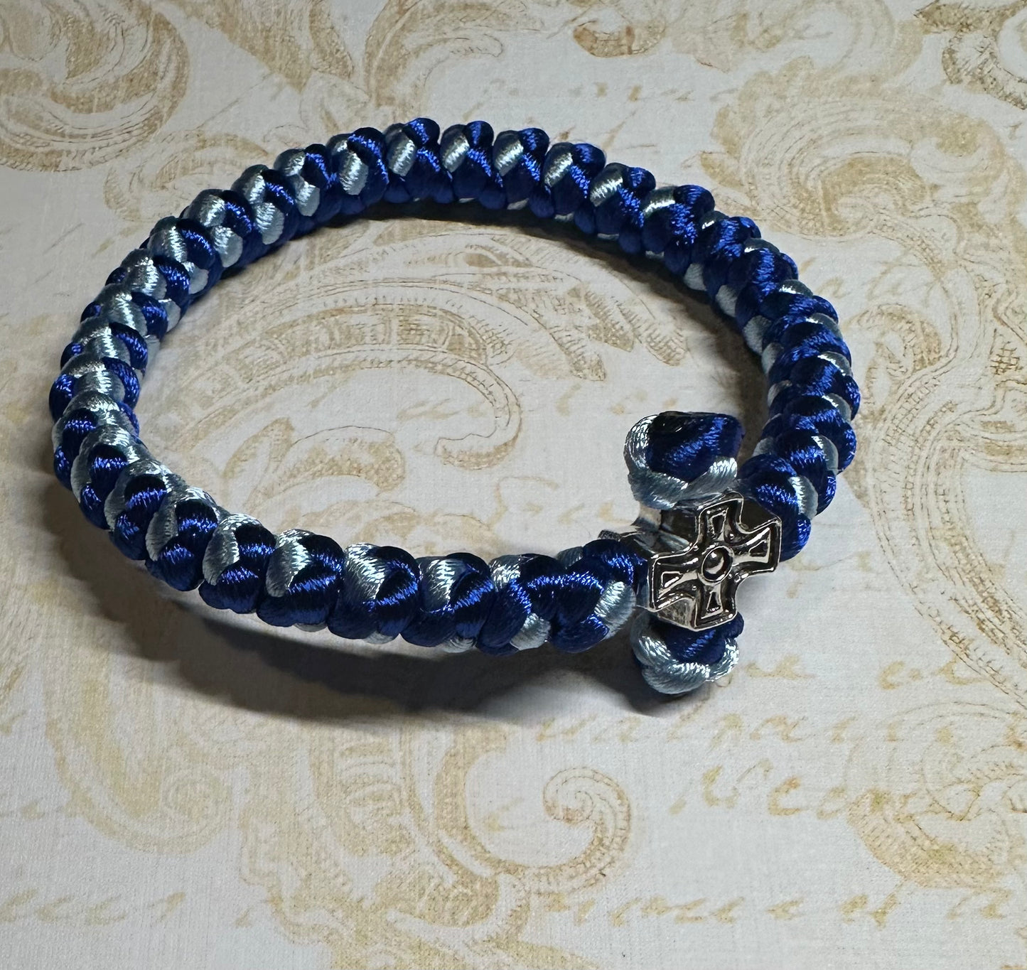 Two-color (intertwined) 30/33/50/100/150-knot Orthodox prayer rope (satin) chotki